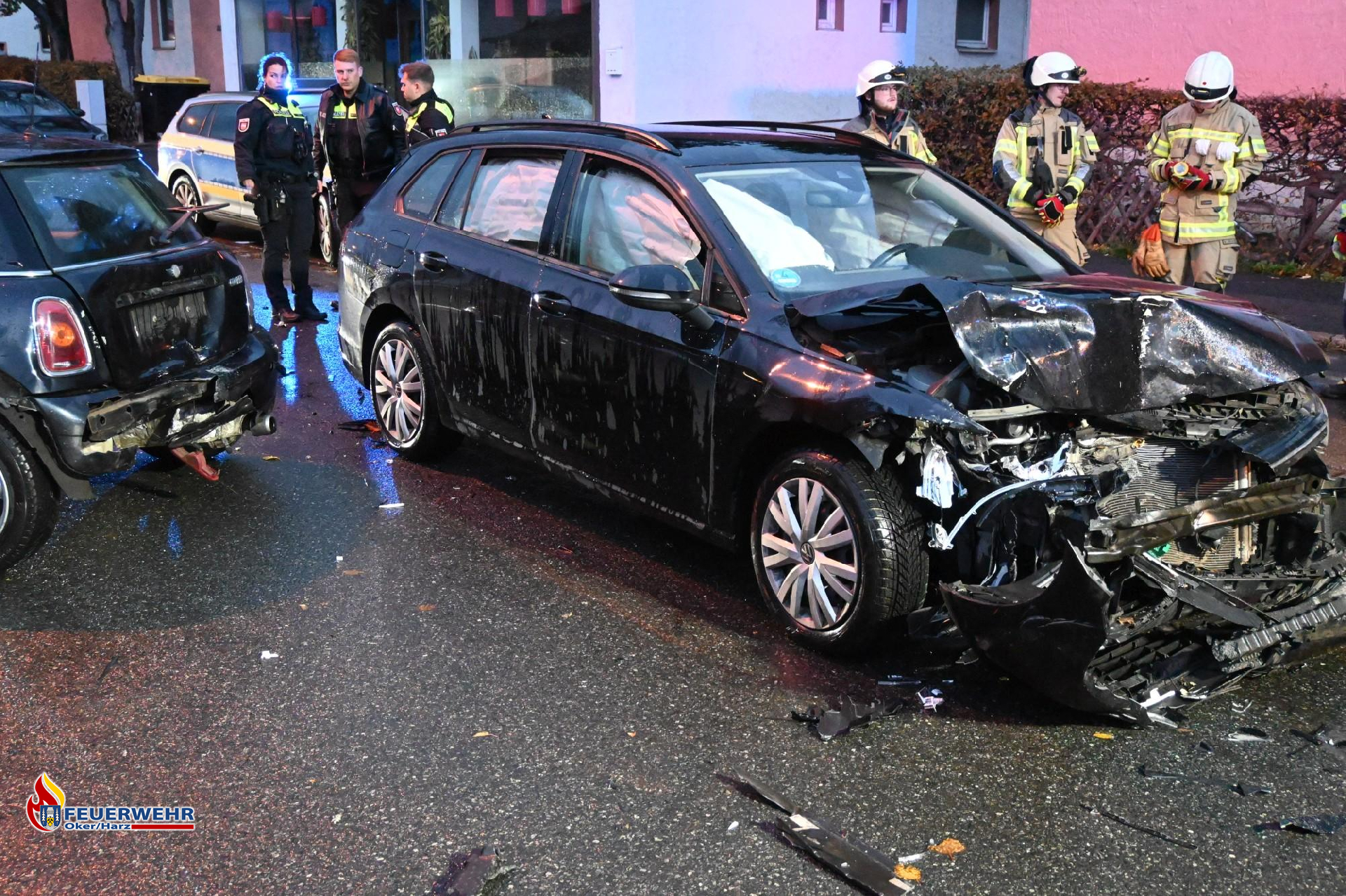 27.10.2025 - Verkehrsunfall nach Frontaufprall E-Call in der Wolfenbütteler Straße